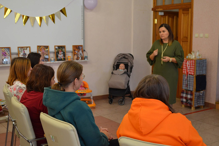 В Кировской области появится новая профессия – мама. В Кировской области появится новая профессия – мама.